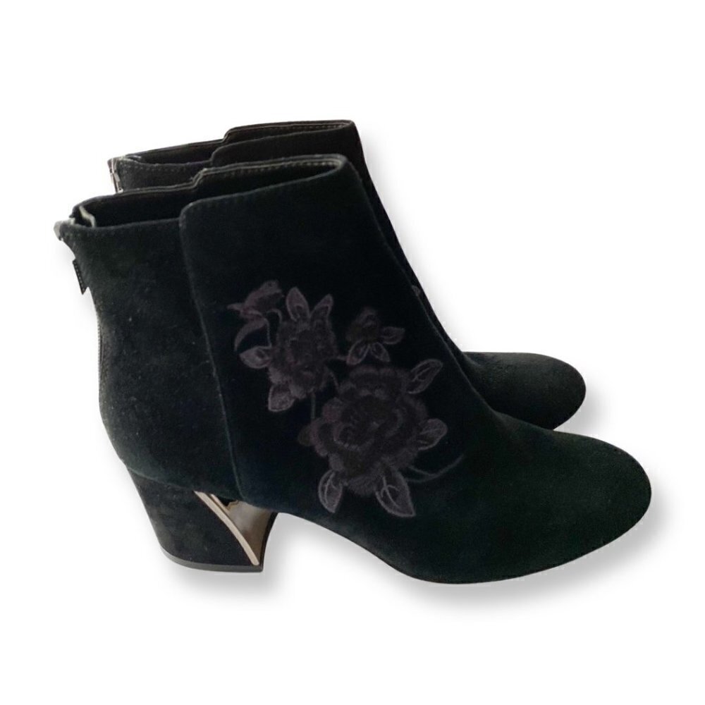 Lord & Taylor Womens Black 424 Fifth Floral Ankle Zipper Boots Size 6.5 Medium